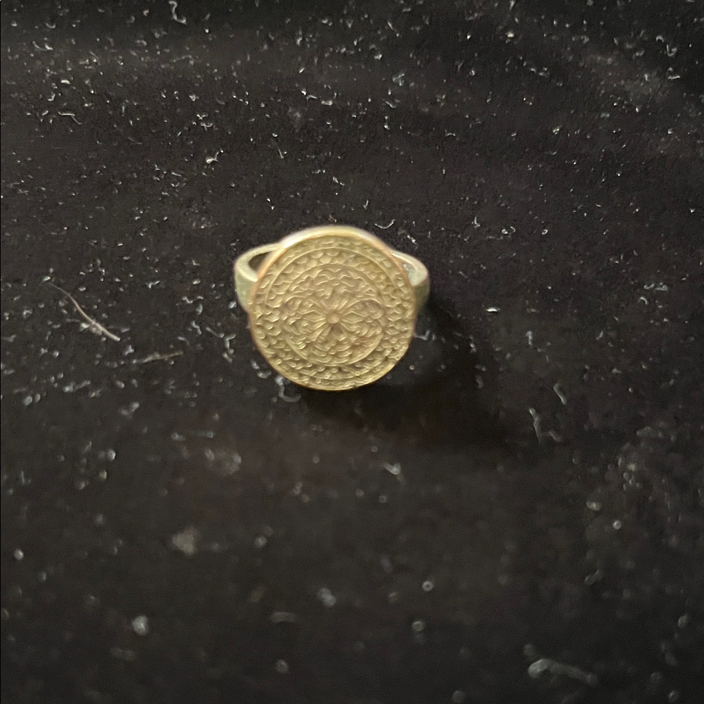 Silver Circular Pattern Ring